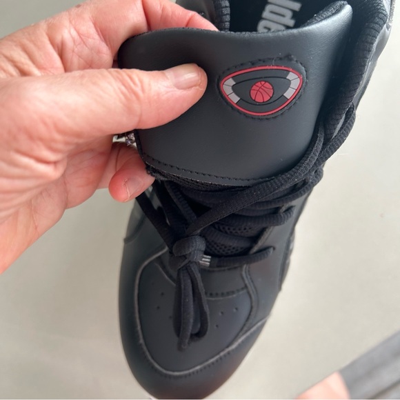 Camden K3328 3.8”elevator height sporty look black sneaker, size U.S. 10 - Picture 7 of 7